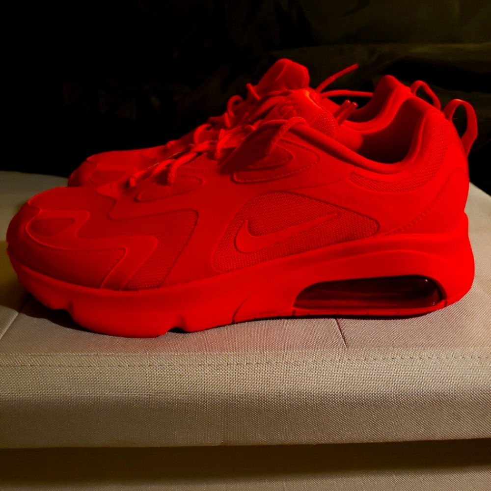 Red Nike air max size 11.5